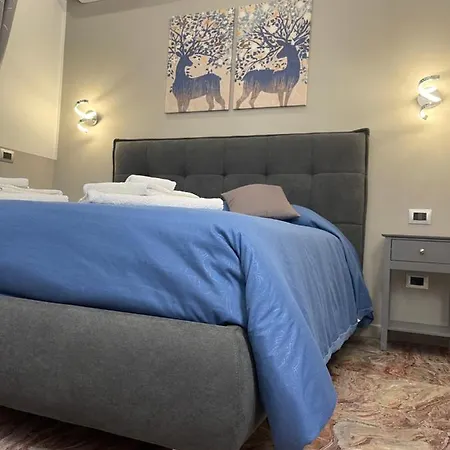 Henry Suite-3